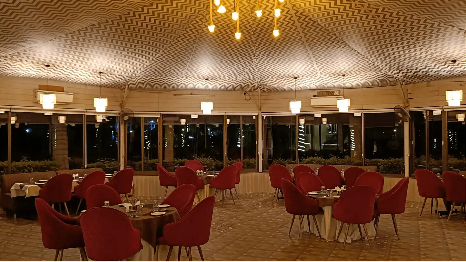 The Clove Restaurent 