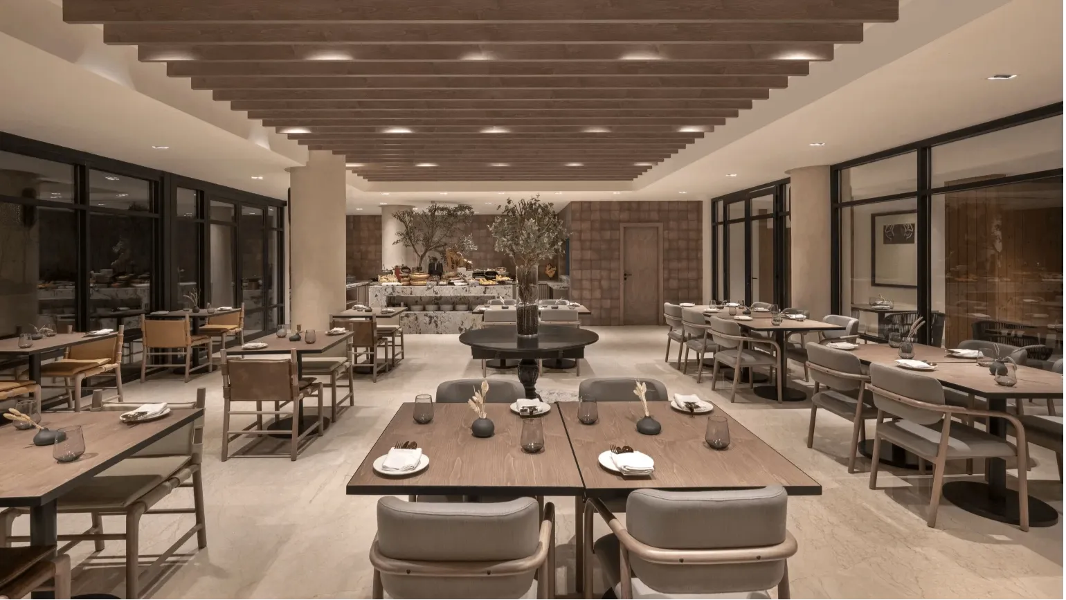 DINING PAR EXCELLENCE