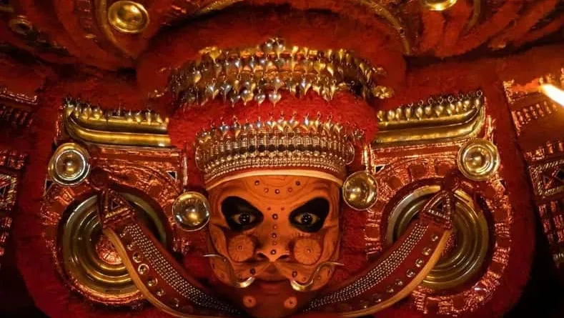 Kathakali, Theyyam, and Kalaripayattu Evening Show