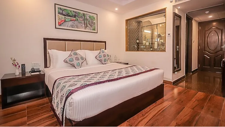 Premium Valley View Room