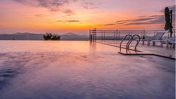 infinity pool