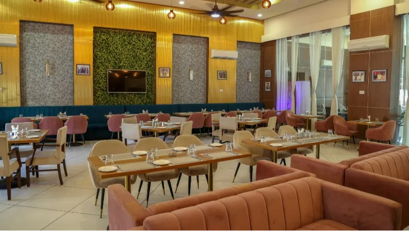Moti Mahal Deluxe