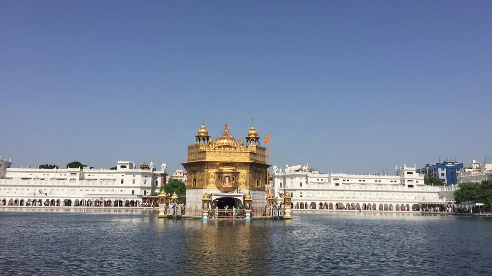 . Akal Takht