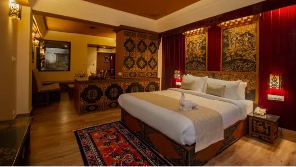 Vajra Suite with Bathtub