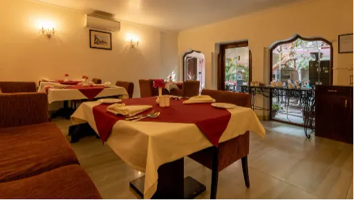 Khana Pakana