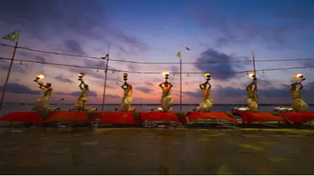 Evening Ganga Aarti by Shared Boat