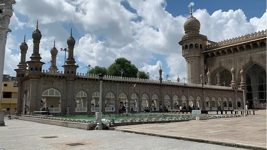 Charminar & Mecca Masjid