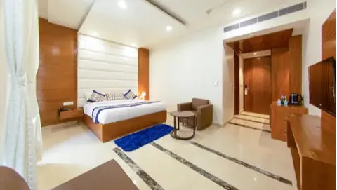 1 Double Bed, Wheelchair Accessible, City View