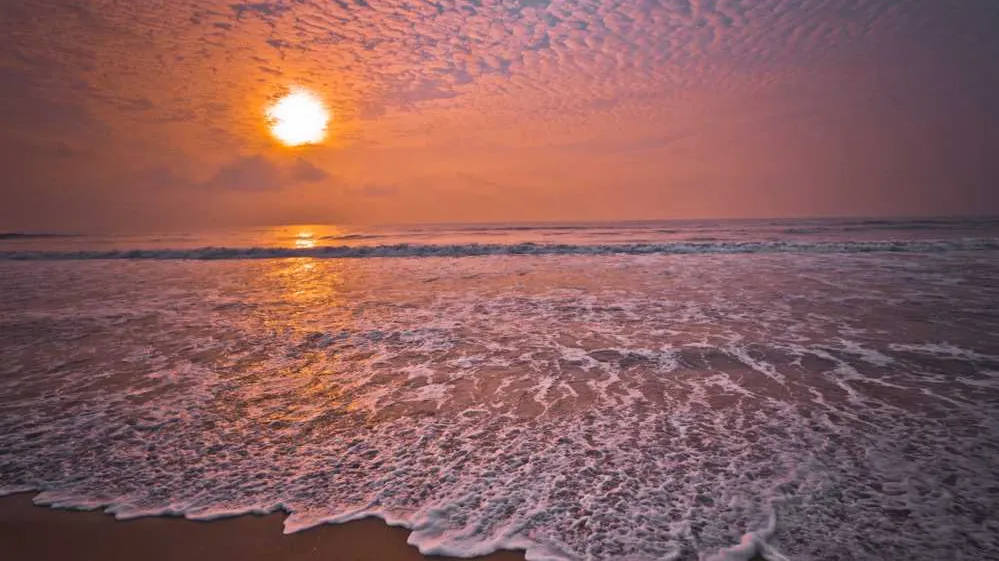 Akkarai Beach