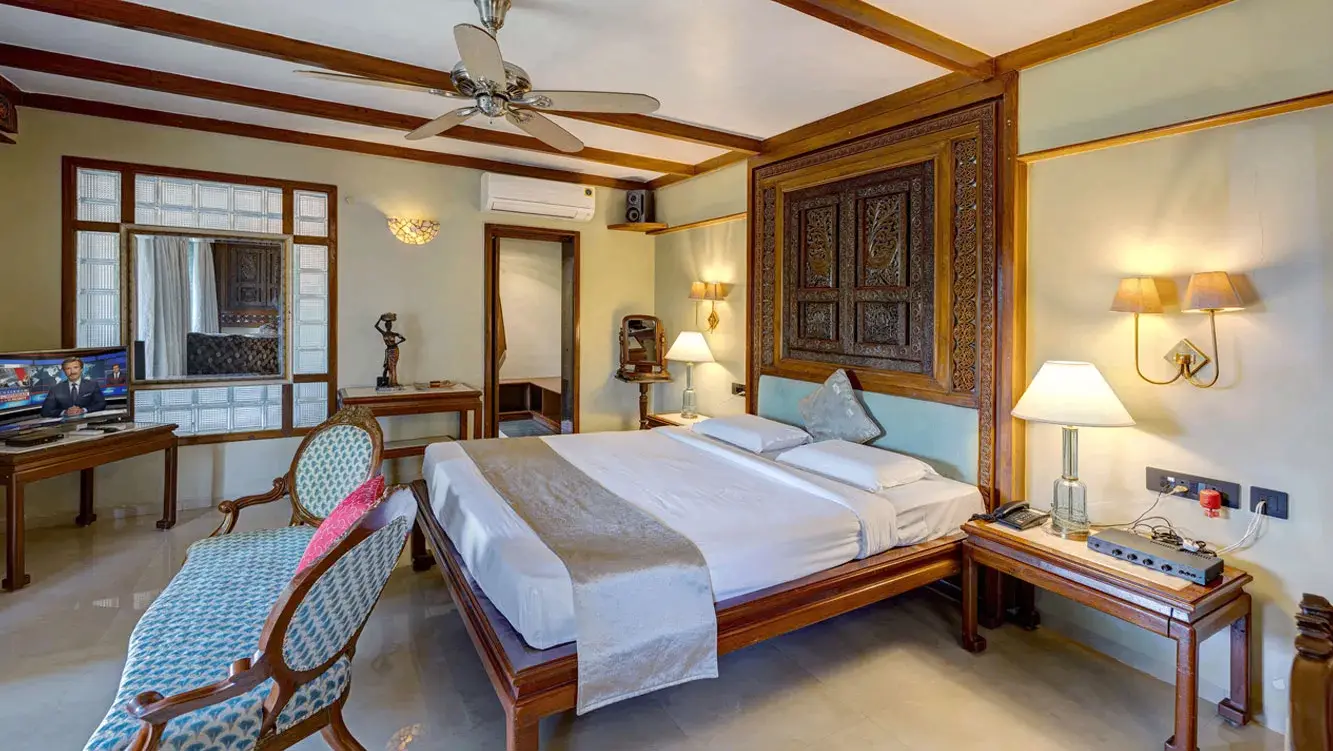 Ixora Suite- Front Trees View, 1 Bed, Balcony, Bathtub Jacuzzi
