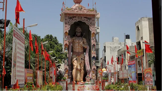 Shri Hanuman Garhi Temple