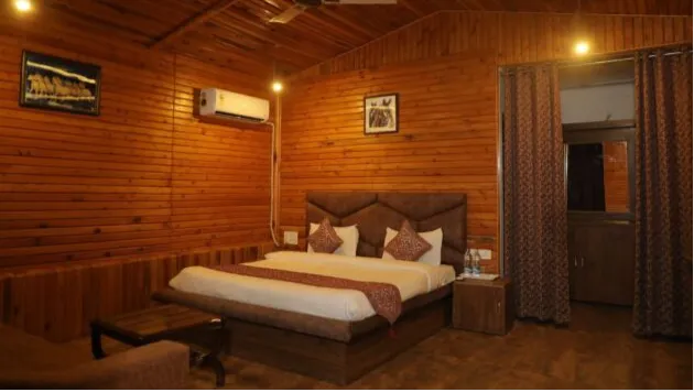 Wooden Rooms