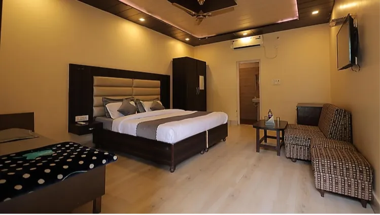 Premium Luxury Cottages