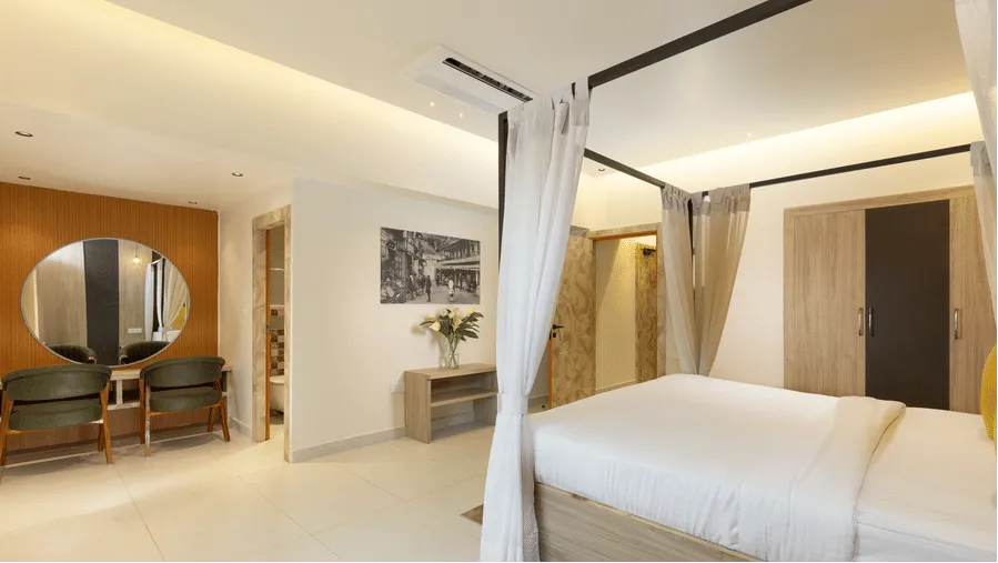 Luxury Suite
