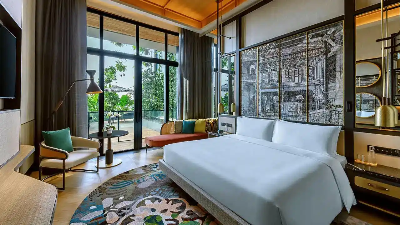 Grand Terrace (adjoining 2 rooms with KING beds)