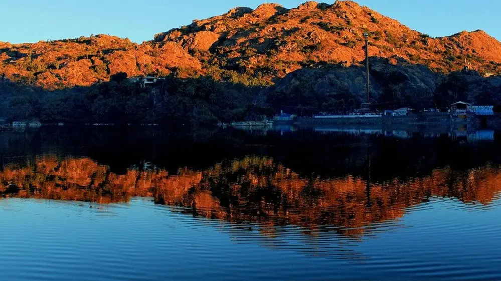 . Nakki Lake