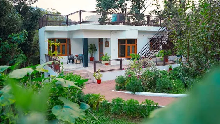 Immerse Yourself in Rustic Charm: The Farm Stay Experience