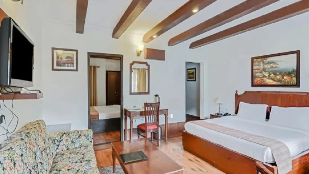 Family Interconnected Room
