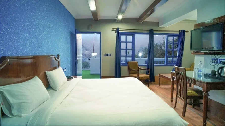 Premium Lake View Room