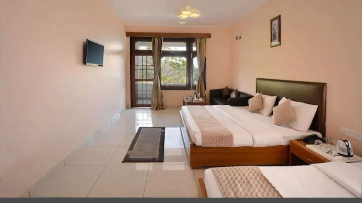 Premium Room