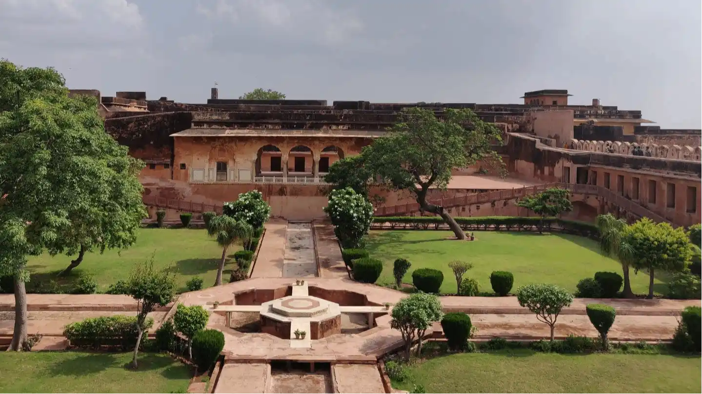 Jaigarh Fort