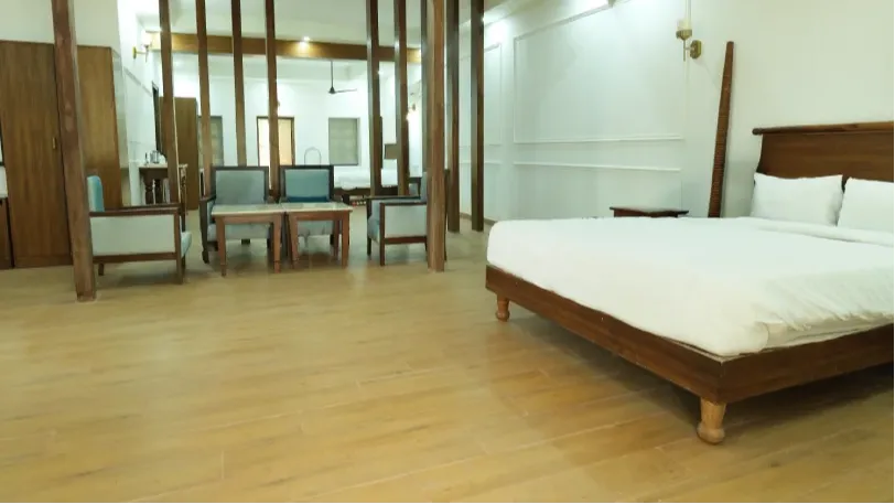  Family Suite Room 