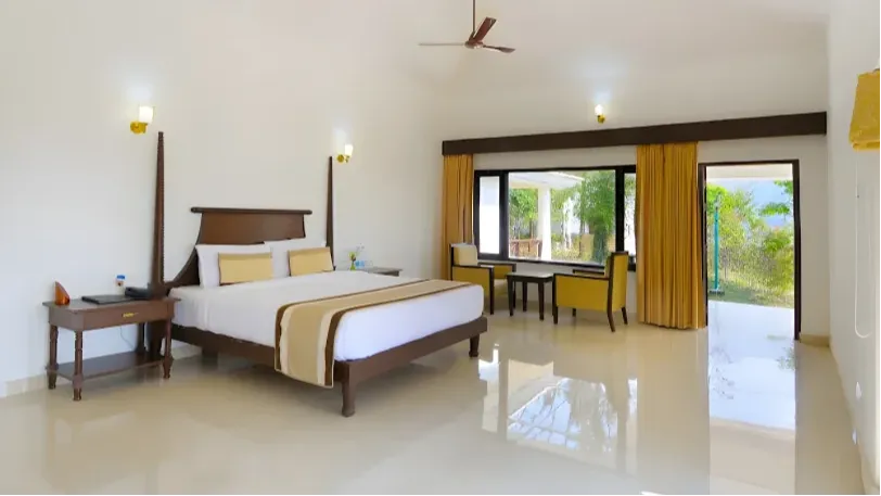 Pool View Room 
