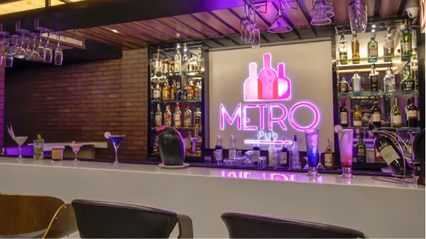 Metro Pub