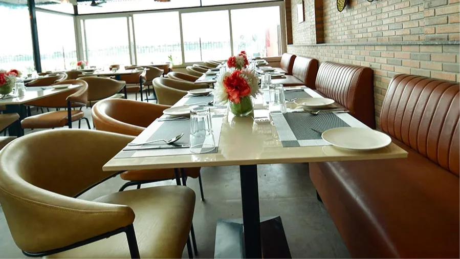 Dine in Elegance.