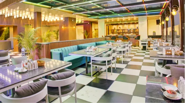 Metro Sky Lounge
