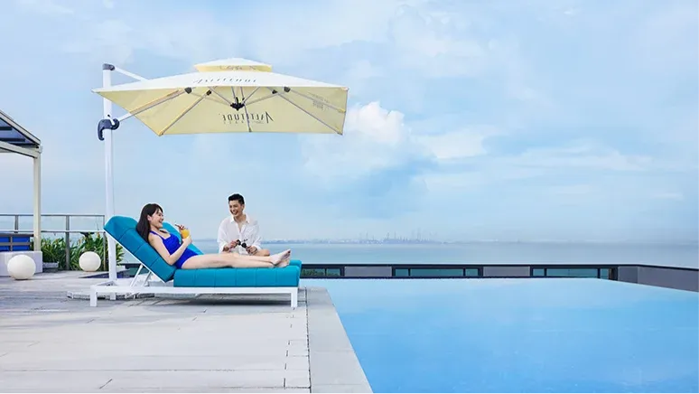 Sky Pool