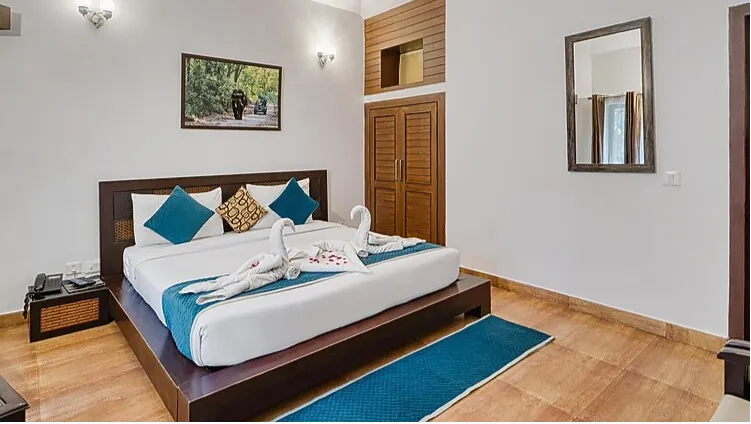 Pool Cottage with Plunge Pool
