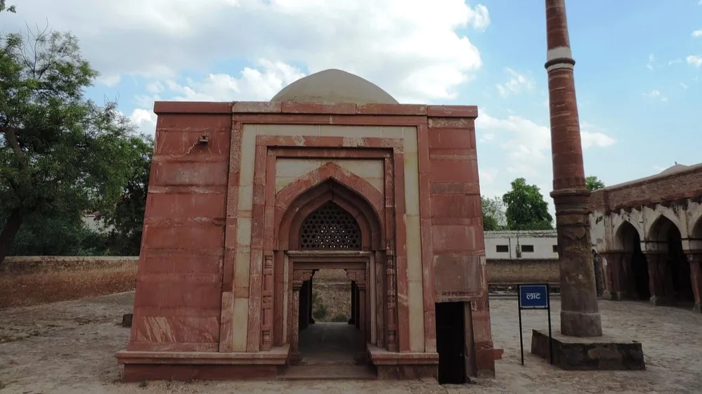Lat Ki Masjid