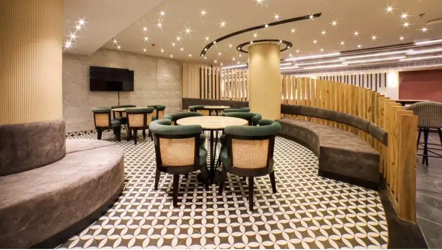 NOXX LOUNGE BAR