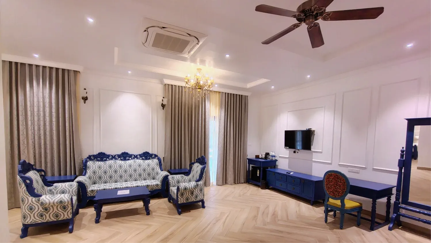 Royal Room