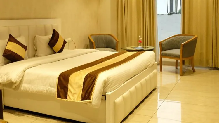 Super Deluxe Room