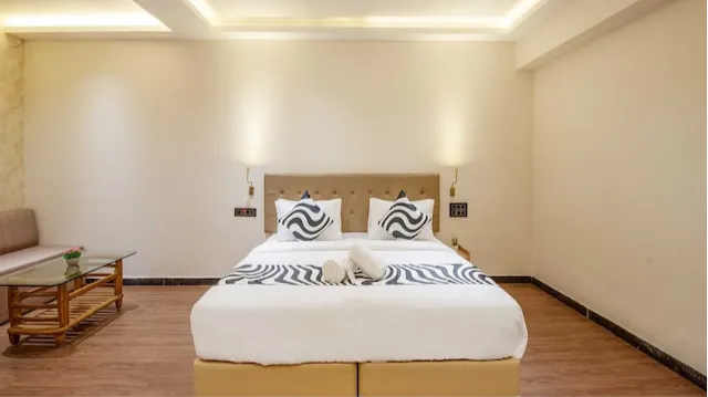 Premium King Bed Room