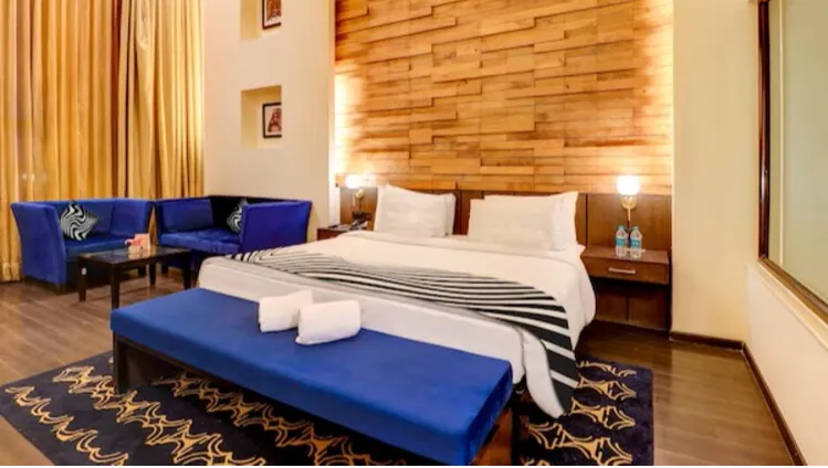 Junior Suite (Non Smoking)