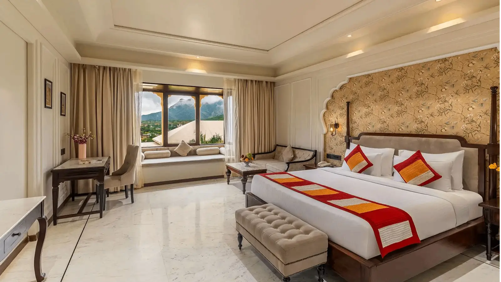 Royal Rooms