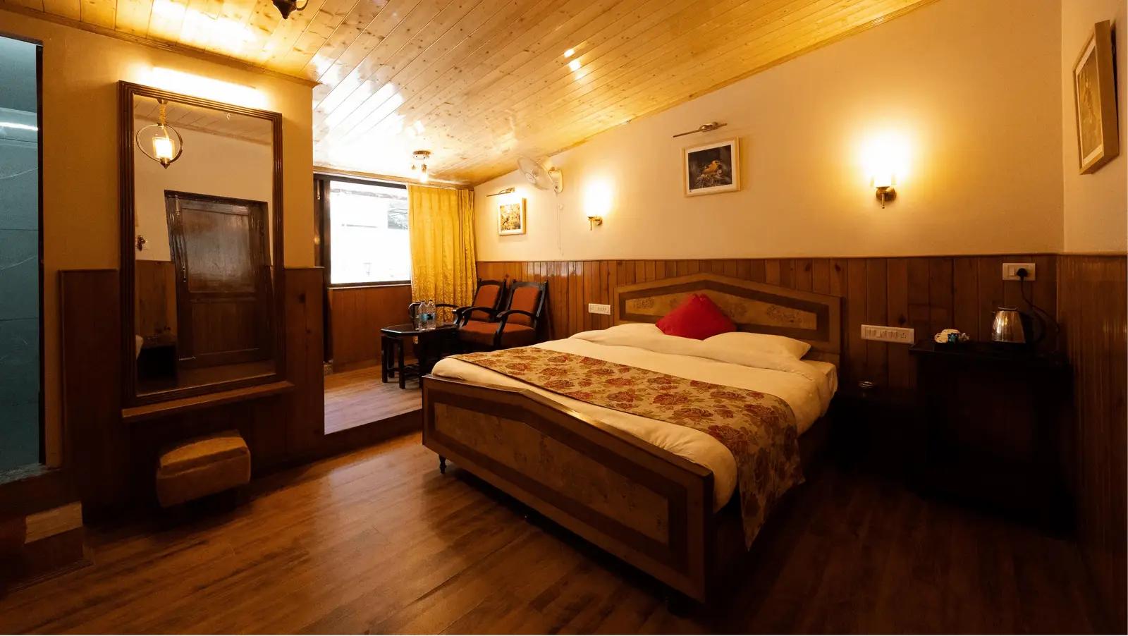 Balcony Room