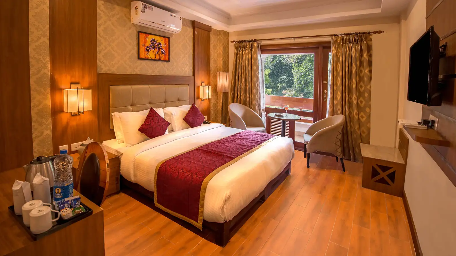 Club Room AC with Balcony