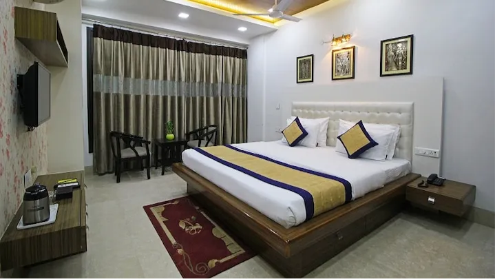 Premium Room with Balcony and Living Area