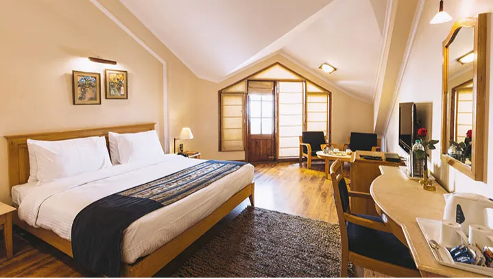 Premium Room with Large Balcony and Bathtub