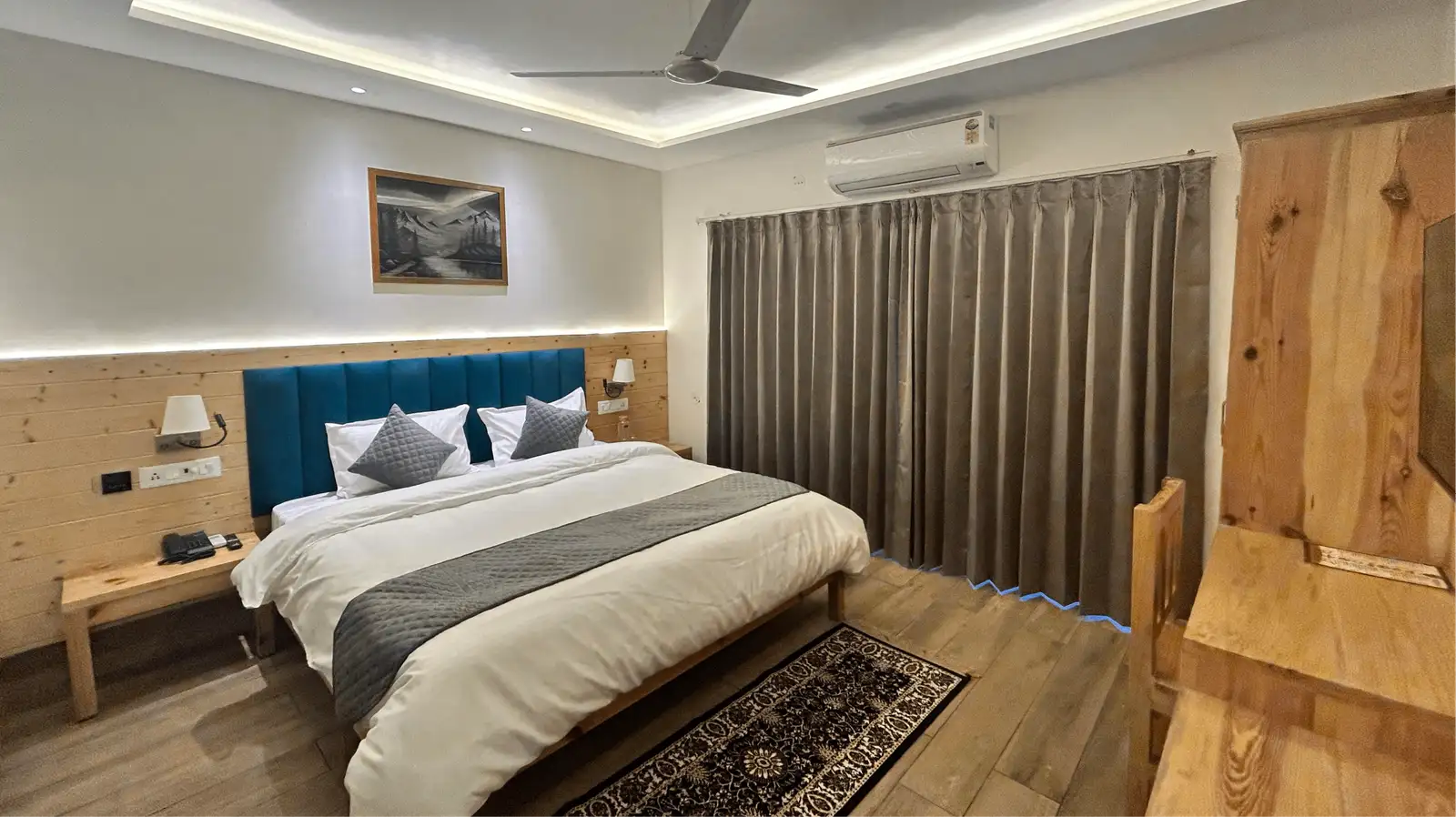 Standard Room With Mountain View