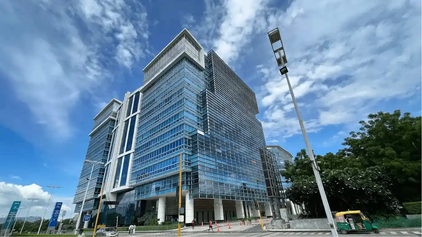 DLF CyberHub