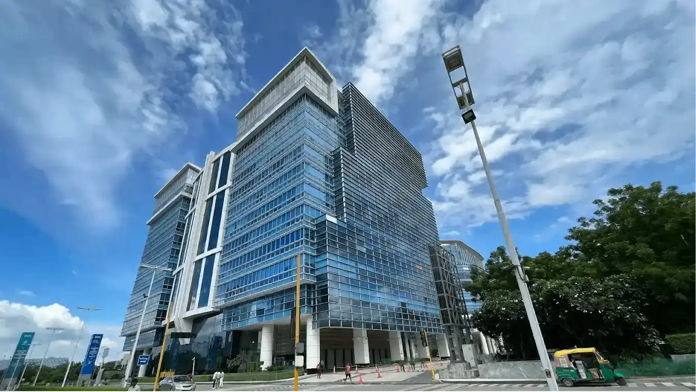 DLF CyberHub