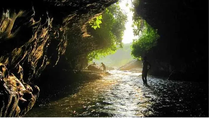 Robber's Cave