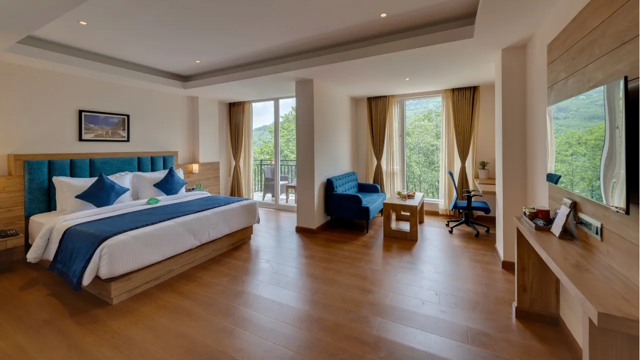 Clarion Suite Room