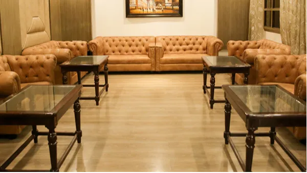 Yes Lounge
