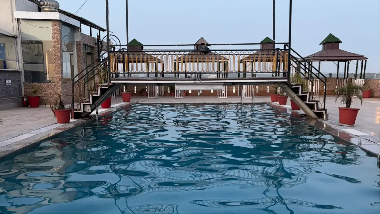 Sky Pool